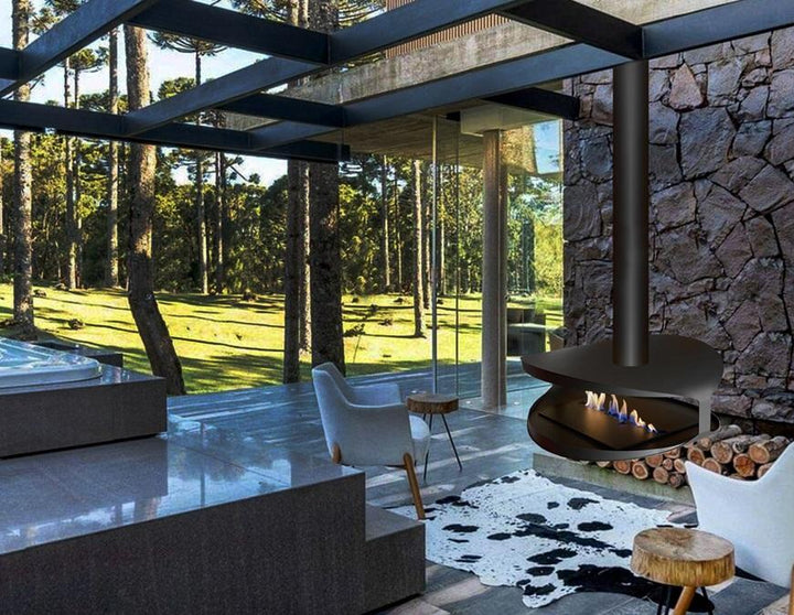 bioethanol-haengekamin-deckenmontage-hamma-premium-ethanolkamin-decke-mit-flammen-designerkamin-modernes-luxus-wohnzimmer-mit-blick-natur