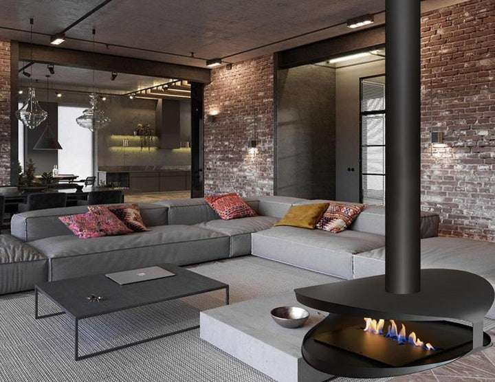bioethanol-haengekamin-deckenmontage-hamma-premium-ethanolkamin-decke-mit-flammen-designerkamin-modernes-luxus-wohnzimmer-sofa-steinwand-tisch-minimalistisch